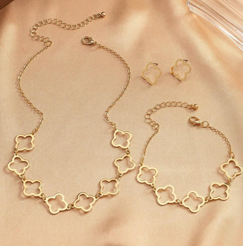 Four Leaf Clover Set